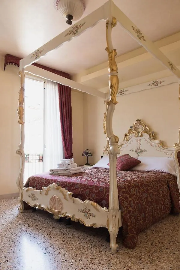 Venice Inn Pensionat